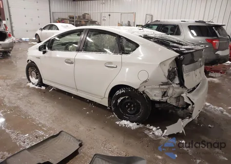 2013 Toyota Prius Plug-In z USA, uszkodzony, nr VIN JTDKN3DP7D3031642